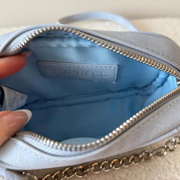 Express Light Blue Women's Crossbody Bag with Chain Strap - Picture 5 of 9
